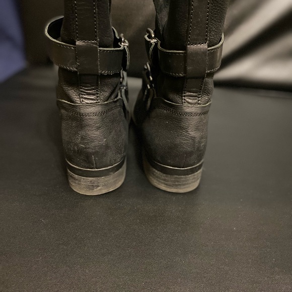 Vince Camuto Leather Boots - Picture 4 of 5